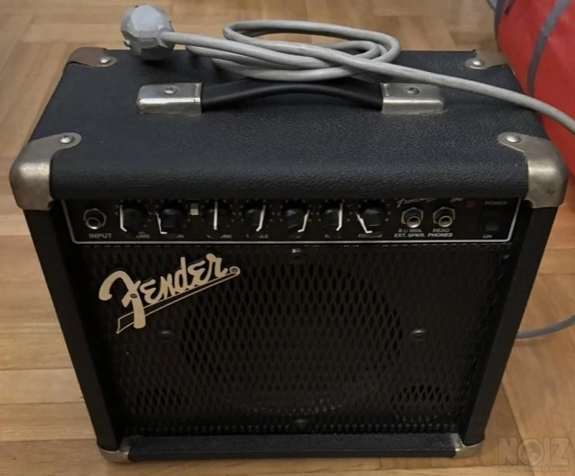 Vintage Fender Frontman PR241 (38w)