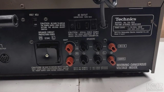 Technics SA-202 FM/AM STEREO RECEIVER