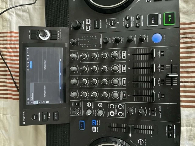 Κοντρόλερ Denon SC Live 4