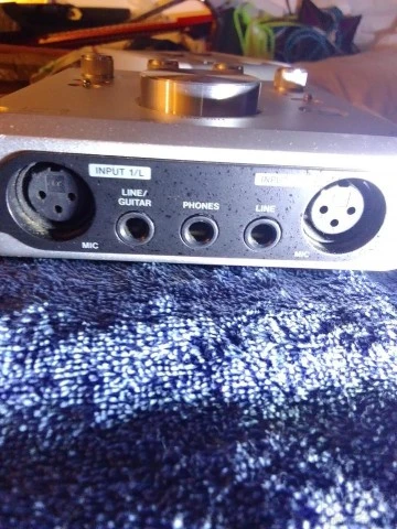 Tascam US-322