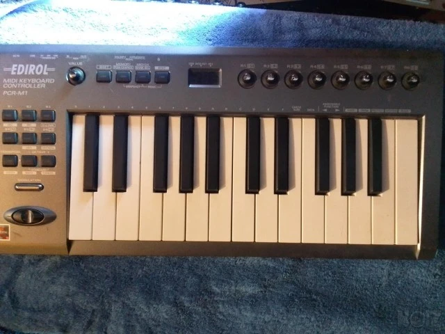 Edirol PCR-M1 slim