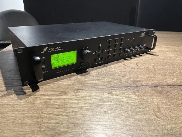 Fractal Audio Axe-Fx Standard