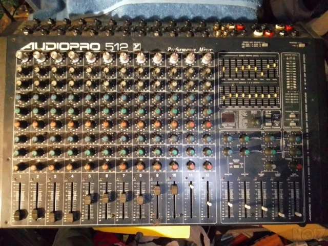 Yorkville Audiopro 512 Performance Mixer
