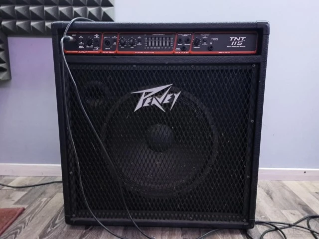 Peavey TNT115