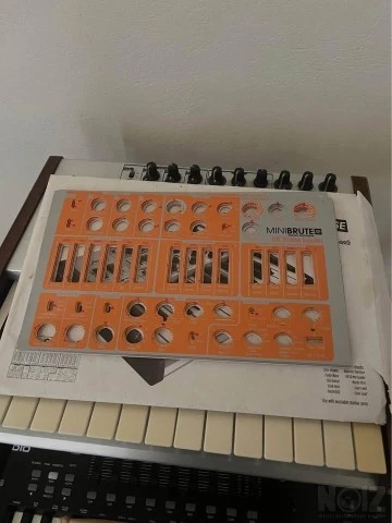 Arturia Minibrute SE