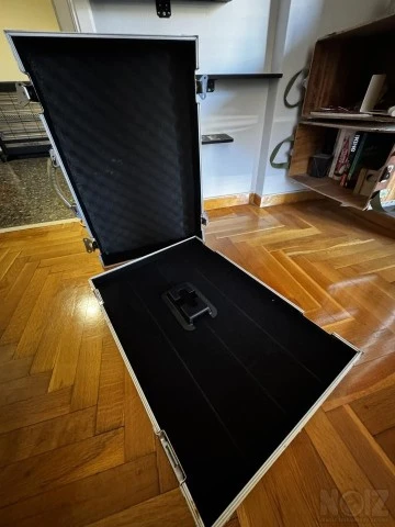 Pedalboard case rock case warwick