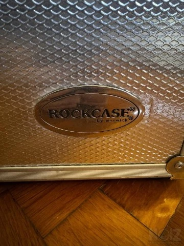 Pedalboard case rock case warwick