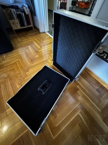 Pedalboard case rock case warwick
