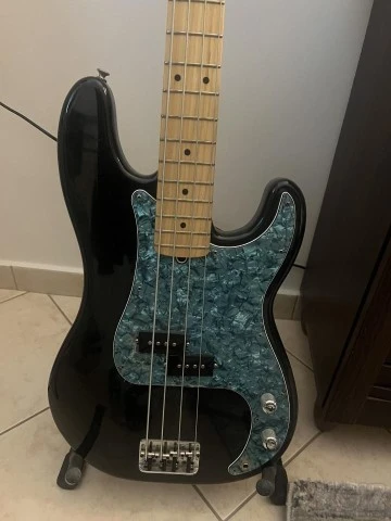 Fender American Precision Bass® (2003-2008)