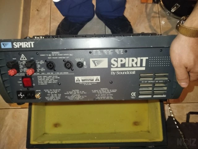 Αυτοενισχυόμενη κονσόλα Soundcraft spiri