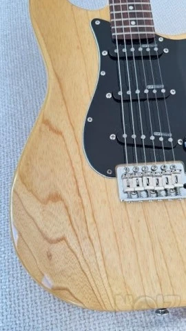 LTD by ESP ST-213 Stratocaster