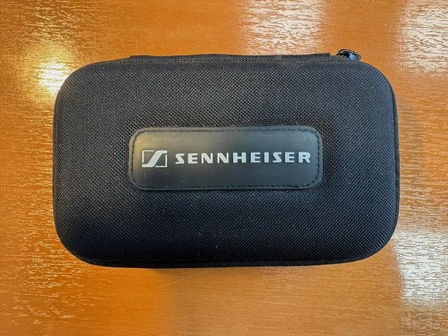 Sennheiser Head Phones Noise Cancelling