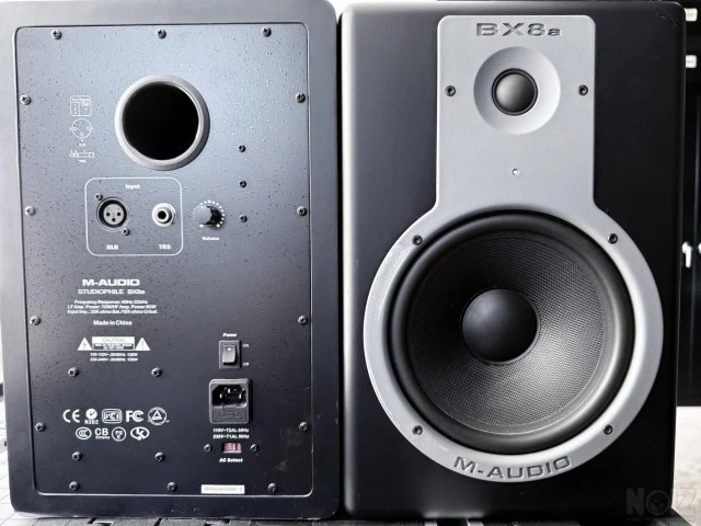 M Audio BX8a Studiophile